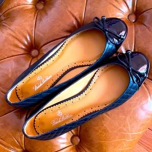 Black calf leather and patent leather shoes